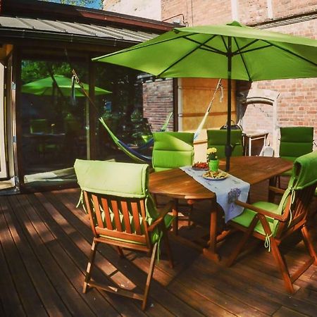 Holiday Apartment With Terrace Liepaja Bagian luar foto