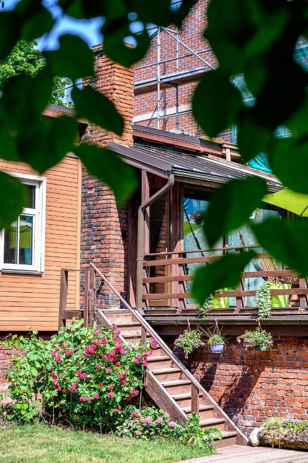 Holiday Apartment With Terrace Liepaja Bagian luar foto